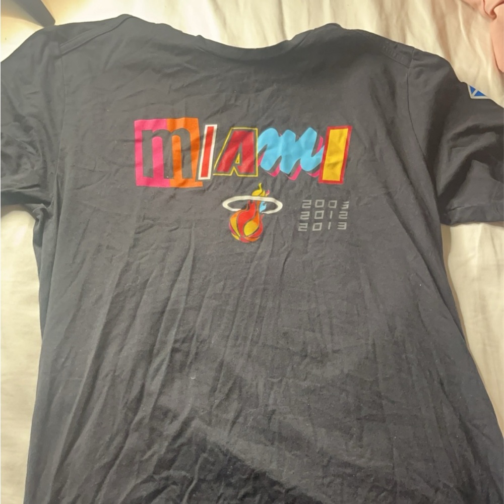 Miami heat fanatics basketball shirt